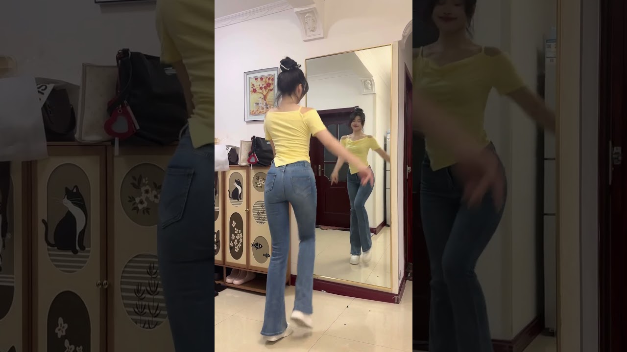 最火歌曲DJRemix 再来一次#开心小调 #镜面 #镜面舞蹈 #宅家跳舞 #shortsvideo #dance #nurses #护士跳舞