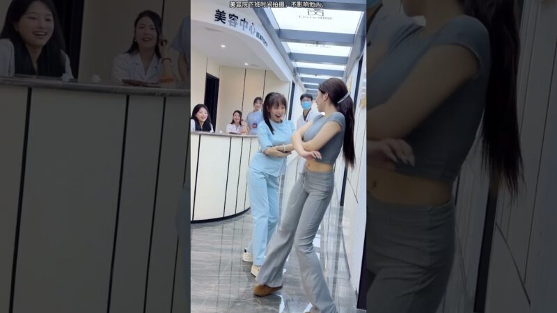 最火歌曲DJRemix #神龙摆尾 #潮湿的心 #下班后的日常 #shortsvideo #dance #nurses #护士跳舞