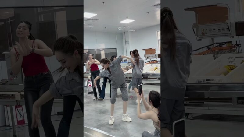 最火歌曲DJRemix #爱琴海 #工作娱乐两不误 #下班后的日常 #舞蹈 #浅跳一下 #shortsvideo #dance